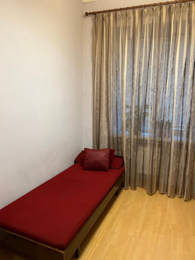 Apartment On Hanrapetutyan Street Yerevan Exterior photo